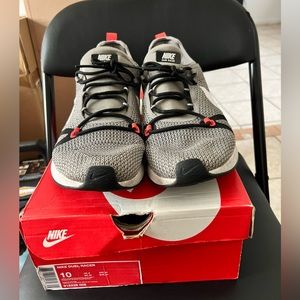 Nike Duel Racer